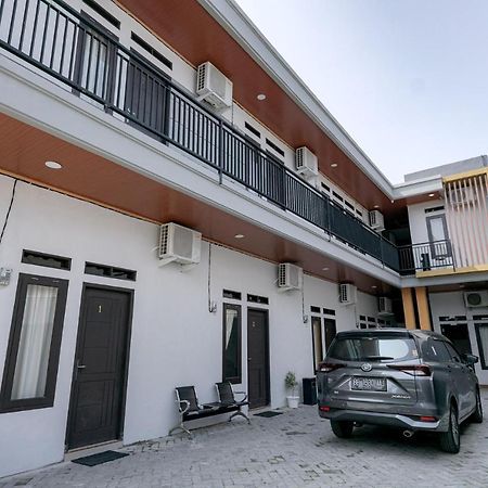 Hotel Reddoorz @ Jalan Urip Sumoharjo Lampung à Bandar Lampung Extérieur photo
