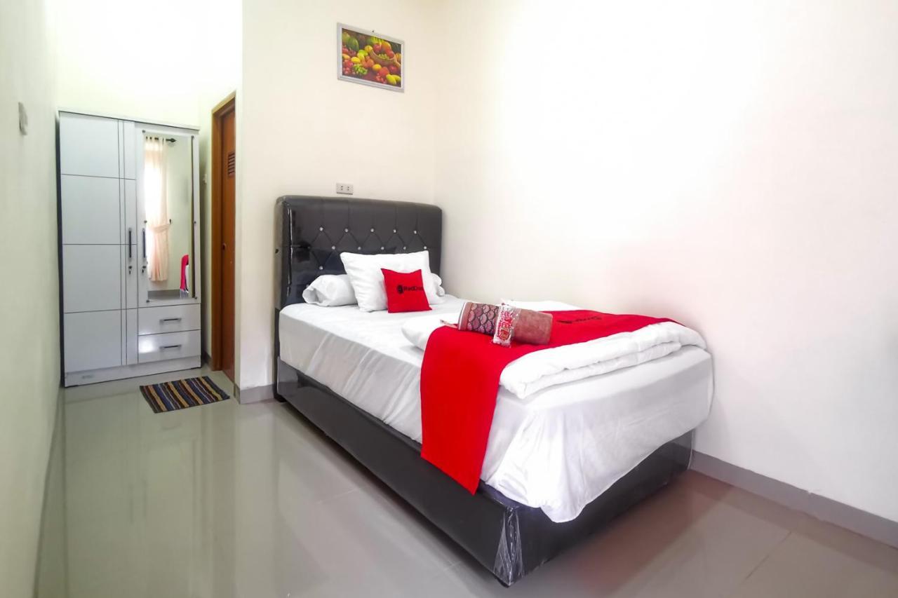 Hotel Reddoorz @ Jalan Urip Sumoharjo Lampung à Bandar Lampung Extérieur photo